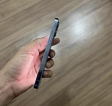 nintendo switch 2 el: IPhone 13 Pro, 256 GB, Sierra Blue, Zəmanət, Simsiz şarj, Face ID — 6