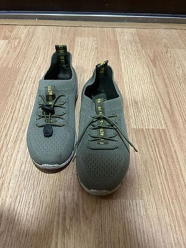 Oqlan ušaqı űçűn ayaqqabılar – 32,33,35 ŏlçű - bir ededi 7 azn Yaşıl — 1