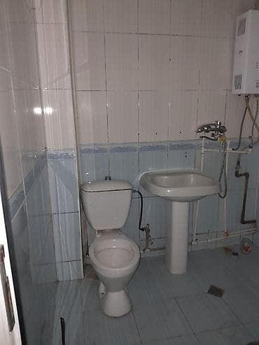 qebele ev satilir: Kirayə verilir - Plan: uzun dəhlizli, ayrı-ayrı mətbəx və sanitar — 7