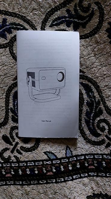 divarda televizor yeri: Portativ Proyektor Magcubic — 1