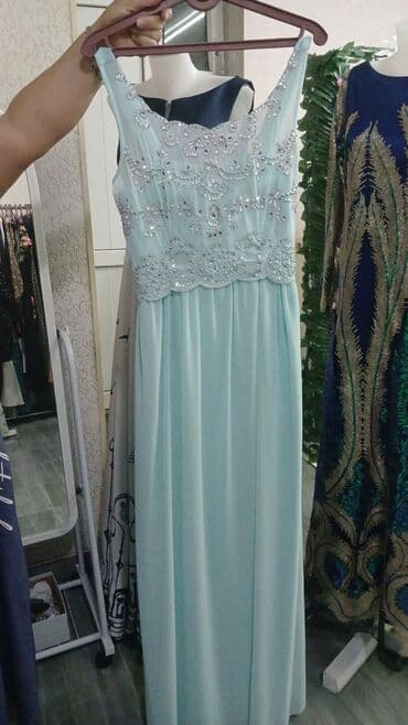 düz don modelləri: Zərif ziyafət donları kolleksiyası - Kobalt-mavi uzun don: qolu qısa — 3