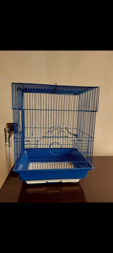 qəfəs satışı: Qefes satilir su qabisi ve yem qabi yoxdur. 20 manata satiram — 3