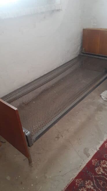 ev ucun mebel: İşlənmiş, Təknəfərlik çarpayı, Bazasız, Matrassız, Siyirməsiz — 3