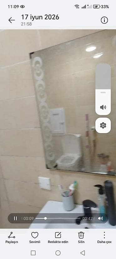 tulpan buket: Hamam üçün pedastal lavabosu və güzgü - Ağımtıl keramikadan pedastal — 2