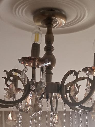 taxta lustur: Çılçıraq — 3