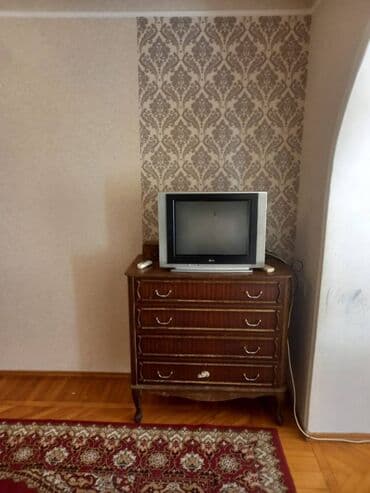 kiraye evler 2022 neftçilər: Xətai rayonu,Qaqarin korpusu terefde 3 otaqli,təmirli menzil kirayeye — 7