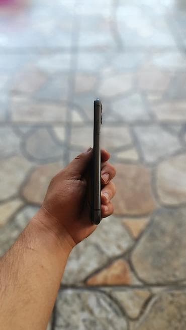 телефон флай e141 tv: IPhone 11, Black Titanium, Face ID — 2