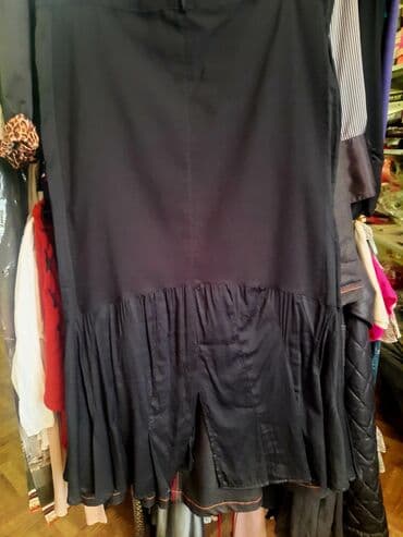 karandaş qadın ətəkləri: Spor ve klassikayla gariwig bir modelde cox gozel bir etek.2fergli — 5