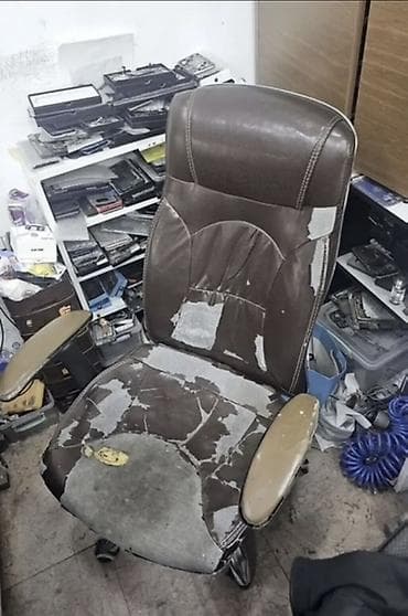 Təkərli, Qolları tənzimlənmir, Süni dəri