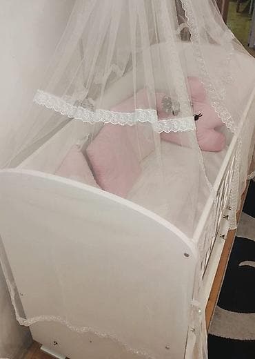 saxta baba oyuncaq: Oğlan və qız üçün, Yeni, Beşik, Matras ilə, Yellənmə mexanizm ilə — 4