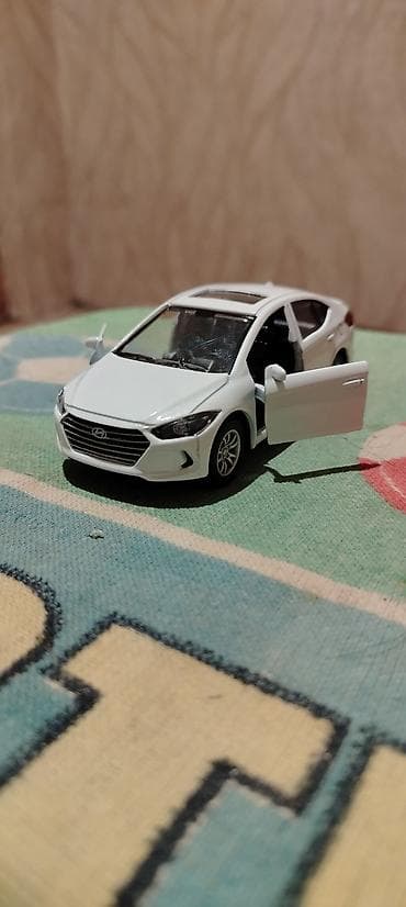 Oyuncaqlar: Wekilde Gorduyunuz Balaca Demir Hunday Elantra Ag Rengi Satiram.Tezedi — 3