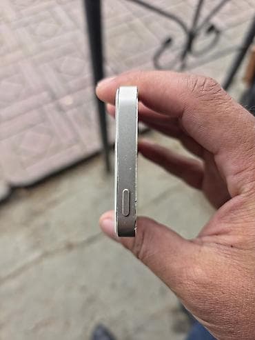 komputer ucun oyun diskleri: IPhone SE, Ağ, Barmaq izi — 5