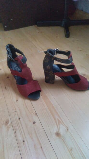 irshad telecom is saatlari: Ölçü: 36, rəng - Qırmızı, Yeni — 2