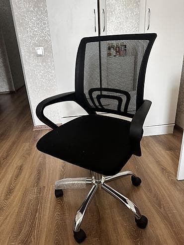 kreslo tek: Erqonomik ofis kreslosu – qara rəng - Nəfəsalan mesh arxa hissə — 1