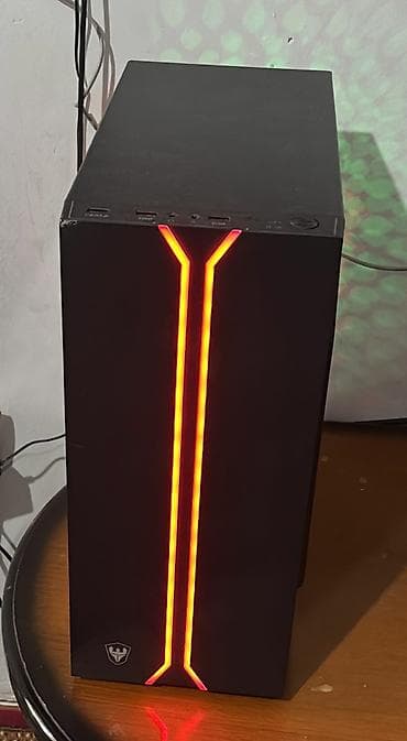 Korpuslar: Gaming masaüstü PC – RGB işıqlı qara Xüsusiyyətlər: - Şüşə yan panel — 3