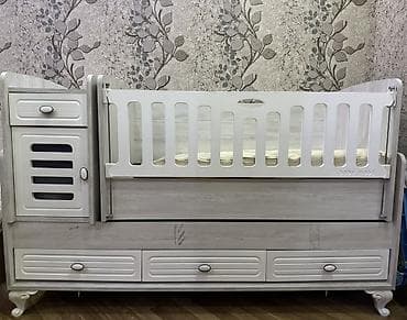 Oğlan və qız üçün, Dördbucaq, Beşik, Matras ilə, Yellənmə mexanizmsiz