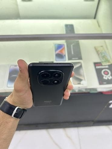 note 8 pro ikinci el: Redmi Note 14 Pro+, 256 GB, rəng - Qara, Zəmanət, Barmaq izi, Simsiz şarj — 5