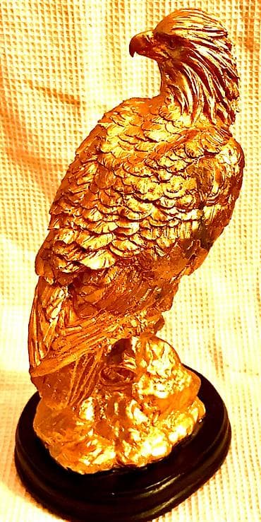 akustik gitara simi: Продается статуэтка Орел, абсолютно новая в коробке. Оригинальная — 2