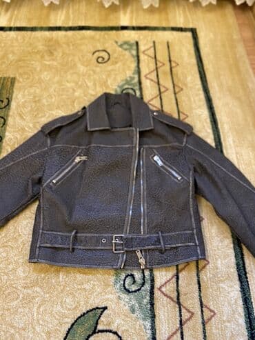 qaqa stil: Qadın/kişi üçün qısa dəri üslublu “biker” gödəkcə. - Material — 1