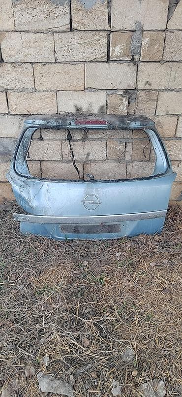 Opel Astra H (2004–2010) arxa baqaj qapağı - Model: Opel Astra H