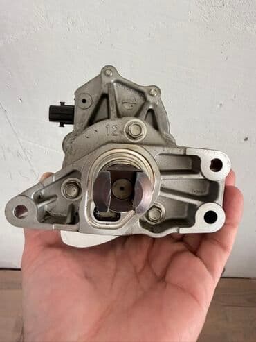 прокладка впускного коллектора: Toyota RAV4 2015-2019 üçün Valvematic. Üstden çıxma. İşlək vəziyyətdə — 1