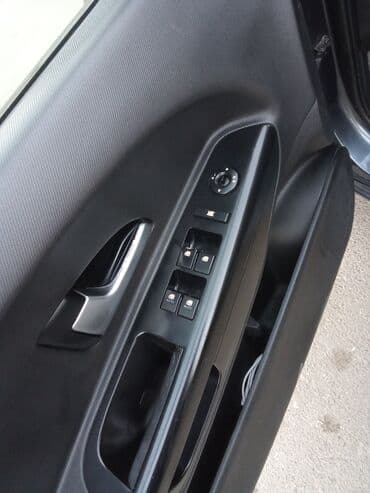 byd maşın qiyməti: Kia Ceed: 1.6 l | 2009 il Universal — 8