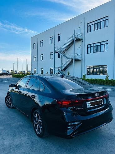 ateko yuk masini: Kia Forte: 2 l | 2019 il Sedan — 7