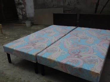 Krovat

teze tam mohkem hazirlari var
2 neferlik taxtlar 100m