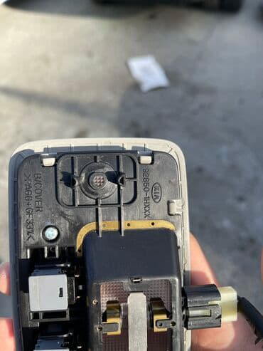 gunes paneli isiqlar: Kia ceed, 2010 il, İşlənmiş — 4