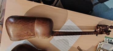 11 ci sinif azerbaycan dili dersliyi: Tut ağacından hazırlanıb köhnə tardır, səslənməsi yaxşıdır, çanağında — 5