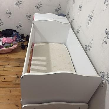 matras altı: Qız üçün, Dördbucaq, Beşik, Dəstsiz, Matras ilə, Yellənmə mexanizmsiz — 3