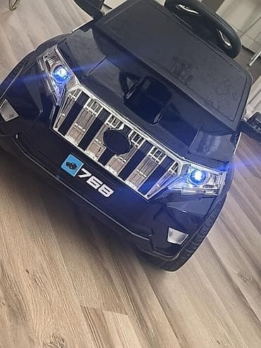 Uşaq üçün elektrik maşınları: Uşaq üçün elektrikli minik maşını – model “768” - Rəng: qara — 1