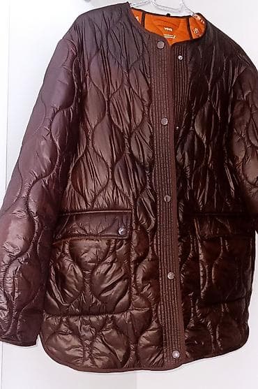 Kurtka demək olar ki, yenidir, cox az istifadə olunub.Payiz, yaz