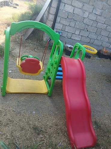 Usaq ucun Yellencek ve surusken. 100man. Yaxsi veziyyetdedi.Unvan