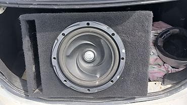 Avtomobil üçün tam audio sistemi - 4 ədəd orta tezlikli dinamik –