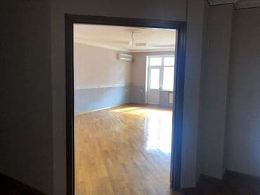 9 ci mikrorayon satilan evler: 3 otaqlı, Yeni tikili, 170 kv. m — 5