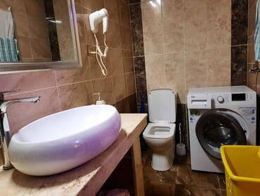 ramanı evlər: Nərimanov metrosuna yaxın (Su sonası Şadlıq evinin yaxınlığında) 17 — 10