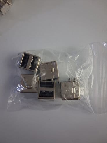 Daraq panellər: USB konnektorları dəsti Məhsul təsviri: - Müxtəlif növ USB A tip (USB — 2