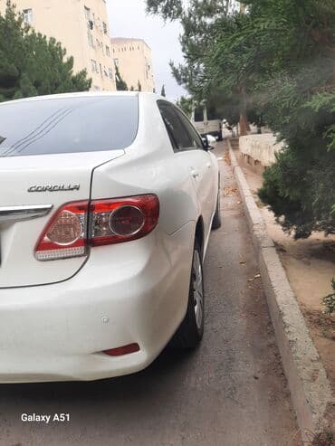 variator sürətlər qutusu: Toyota Corolla: 1.6 l | 2013 il Sedan — 7