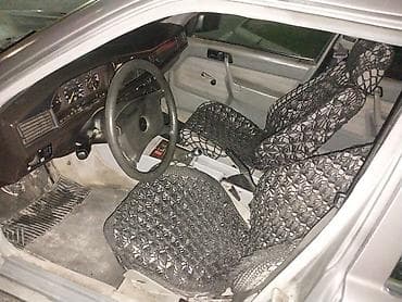mersedes benz 190: Mercedes-Benz 190 (W201) sedan - Masin gundeliy surulen masindi — 9