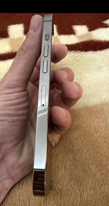 en ucuz ipad pro: IPhone 13 Pro, Qara — 3