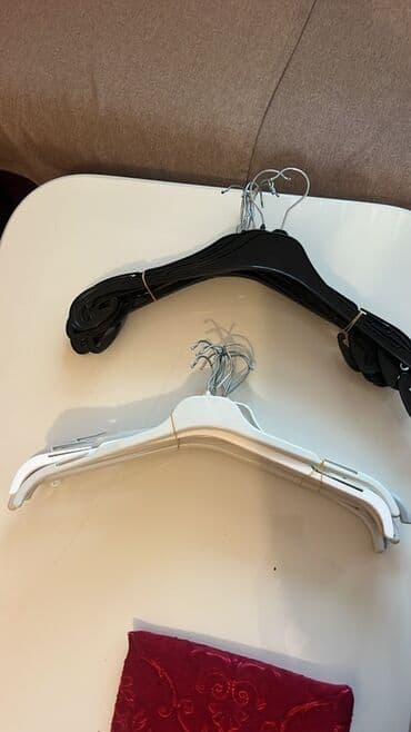 вешалки напольные в ташкенте: Məişət üçün asılqan dəsti - Növlər: - Şalvar/ətək üçün klipsli — 2