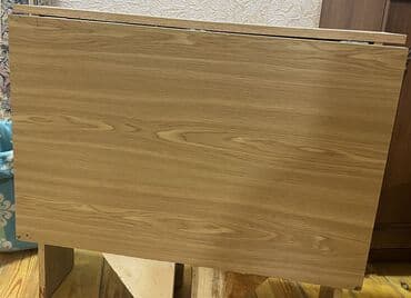 taxda ev qapilari: İşlənmiş, Açılan, Taxta, Dördbucaq masa — 1