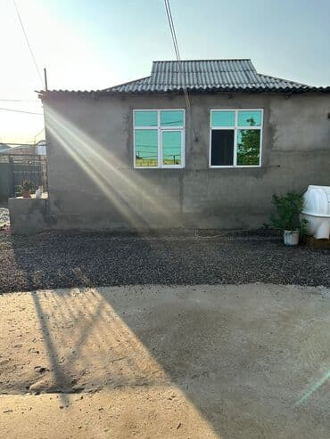 xoşbulaqda ev satılır: 3 otaqlı, 72 kv. m, Orta təmir — 8