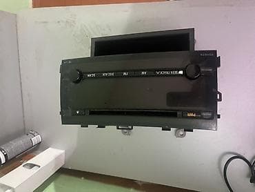 iphone 7 plus 2 el: Toyota orijinal avtomobil maqnitafonu (head unit) – ikiqat DIN ölçülü — 1