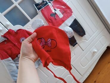 Dəstlər: Paltar ve papag yenidir istifadə edilmeyib kurtka islenmisdir 1-2 — 2