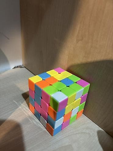 taxta oyuncaqlar: İki ədəd rəngarəng fırlanan puzzle kub dəsti. - Skewb kub: kvadrat — 3