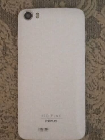 читалка для телефона fly: Explay Rio Play smartfonu - Rəng: ağ arxa qapaq, qara ön panel - Arxa — 1
