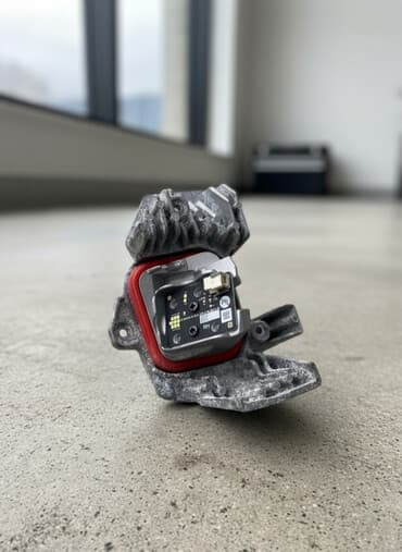 Sağ, Yaxın və uzaq vuran işıqlar Kia, 2019 il, Orijinal, İşlənmiş