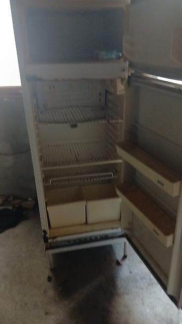 dubay tel: İki kameralı məişət soyuducusu - Üst hissədə ayrıca dondurucu bölmə - — 2